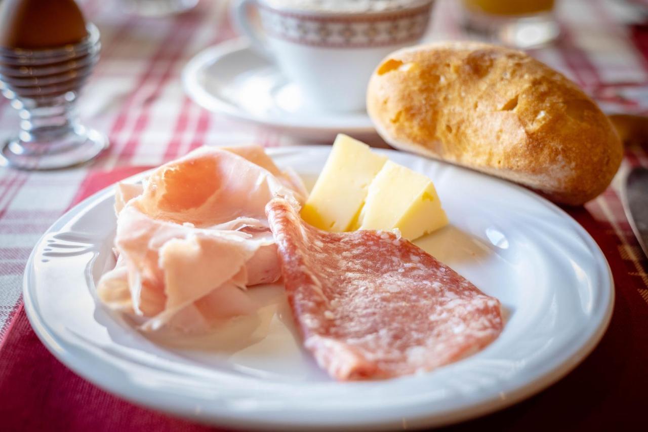 Hotel & Ristorante Serenella Breuil-Cervinia Luaran gambar