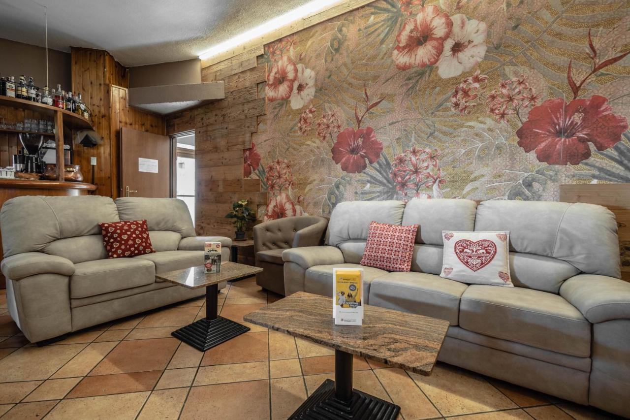Hotel & Ristorante Serenella Breuil-Cervinia Luaran gambar
