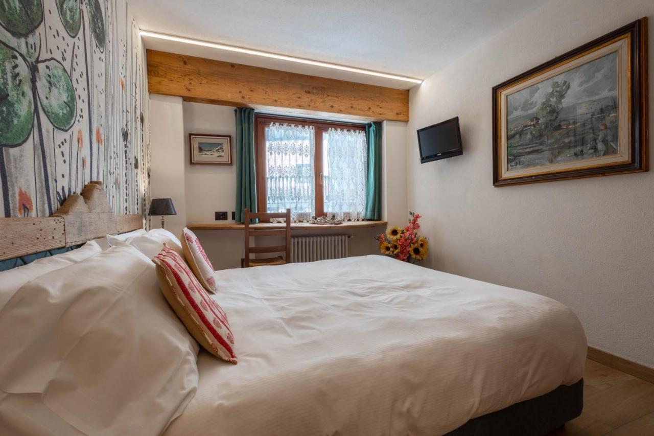 Hotel & Ristorante Serenella Breuil-Cervinia Luaran gambar