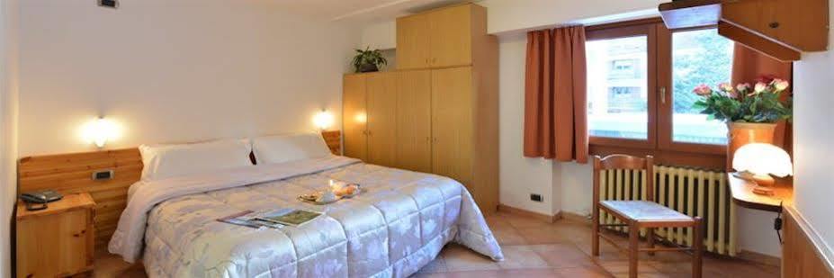 Hotel & Ristorante Serenella Breuil-Cervinia Luaran gambar